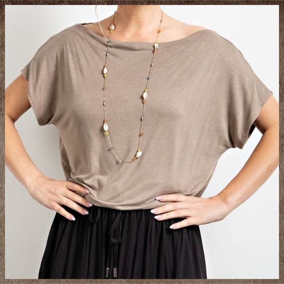 EASEL Ruched Sides Slouchy Short Dolman Sleeves Slinky Boat Neck Top Scooped Hem - Picture 5 of 13